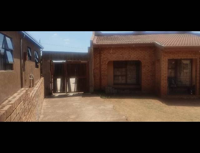 3 BEDROOM HOUSE FOR SALE IN SOSHANGUVE GG